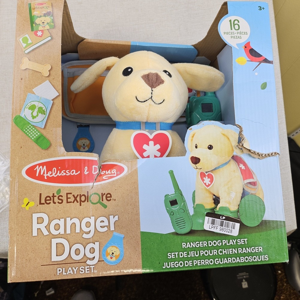 Melissa & Doug Ranger Dog Play Set Let's Explore 16 Piece‎ Set